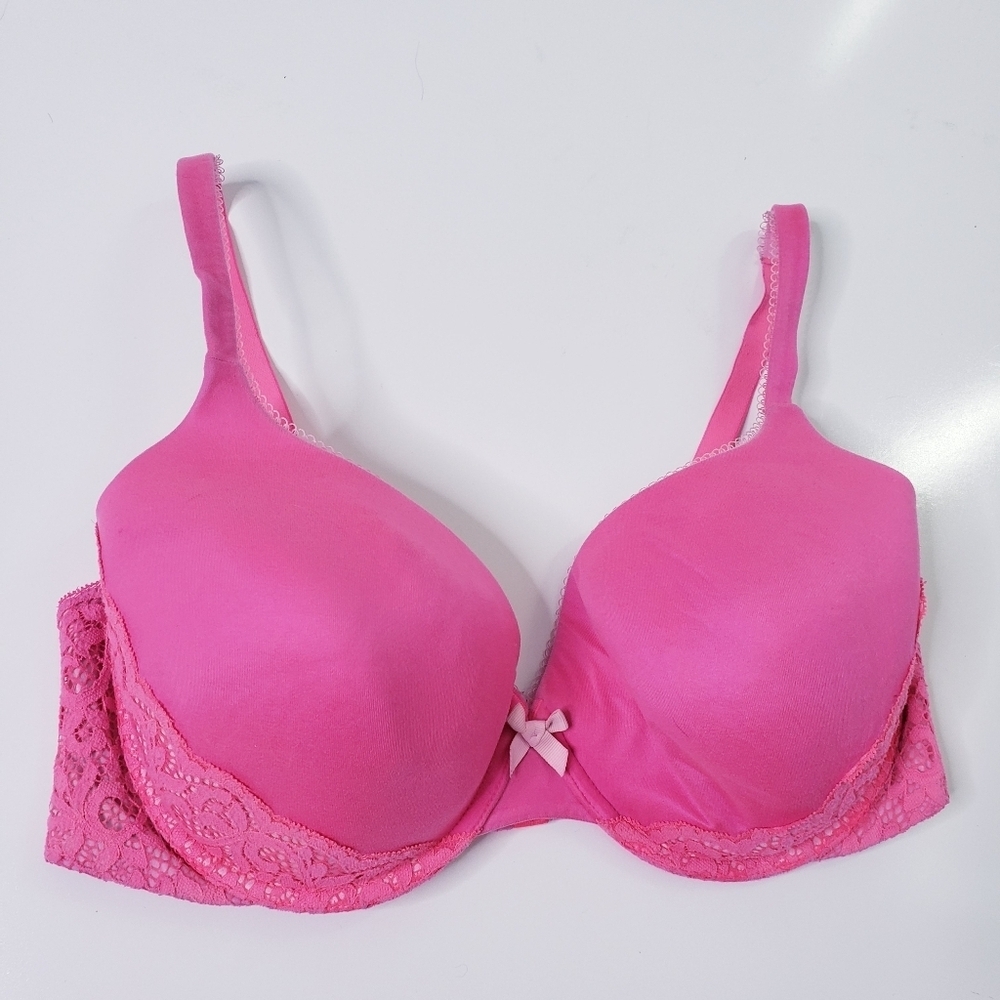 Victoria's Secret Body By Victoria Lace Lined Bra - Picture 1 of 8